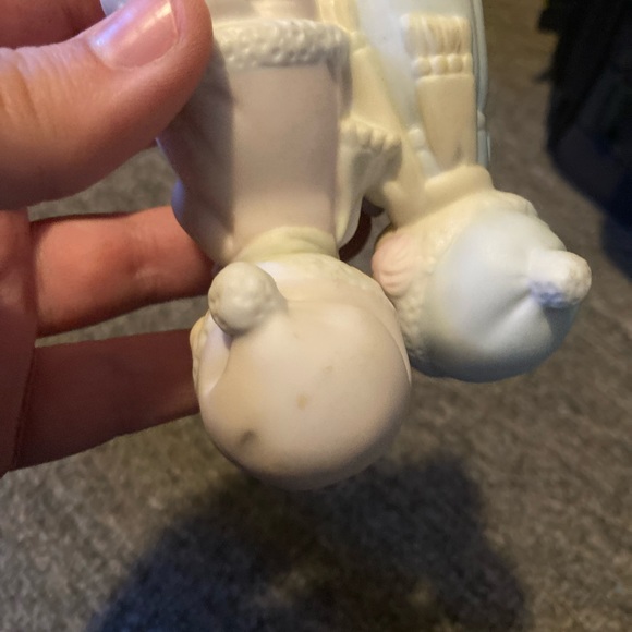 Precious Moments 531812 Sugar Town Tammy & Debbie Bearing Gifts 1995 No Box - Picture 4 of 7